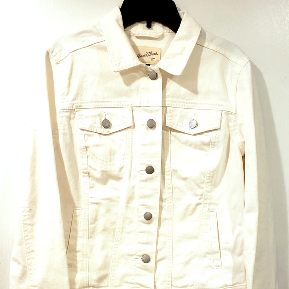 NWT Spring Jacket Universal Thread Size S White